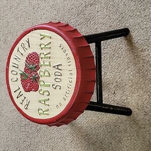 Cutest little Raspberry Real Country soda cap stool 8" high 7" diameter.